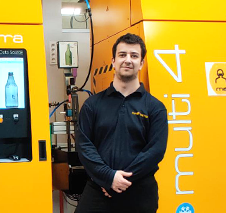 Portrait of Jérôme Tschupp, Absolvent und Internationaler Kundendienst-Ingenieur